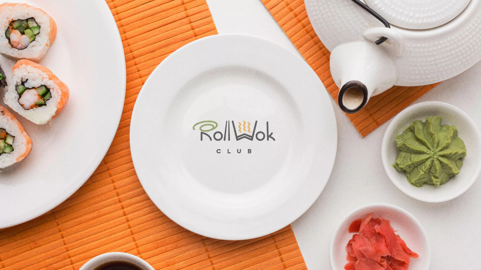 Разработка логотипа и фирменного стиля в Пыть-Яхе для суши-бара «Roll Wok Club» Разработка логотипа и фирменного стиля в Пыть-Яхе для суши-бара «Roll Wok Club»
